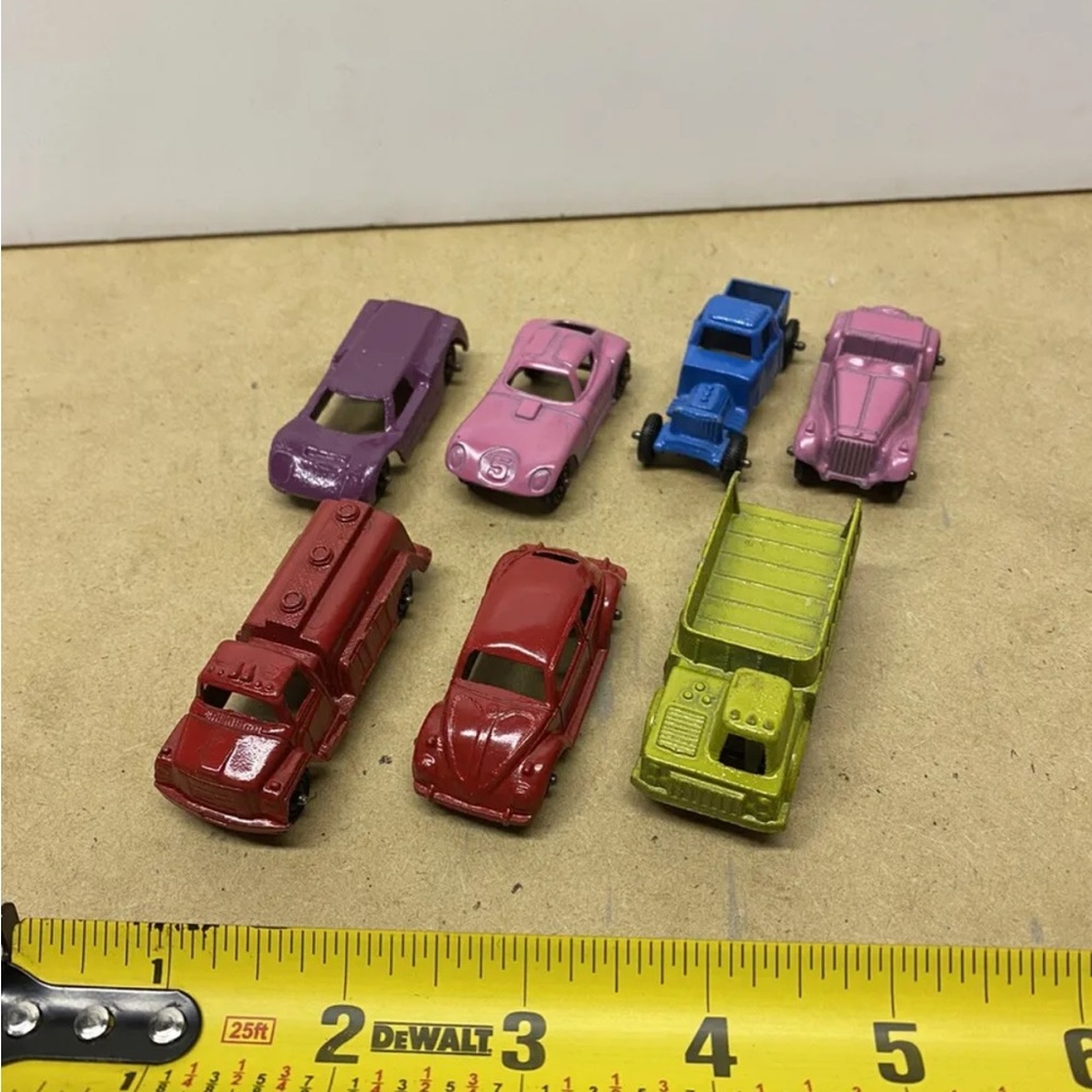 Lot Of 7 Vintage Tootsie Toys Cars And Trucks - Picture 6 of 10